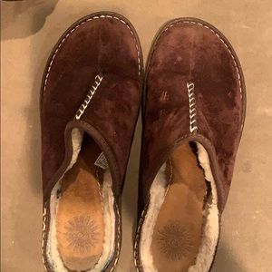 UGG clogs